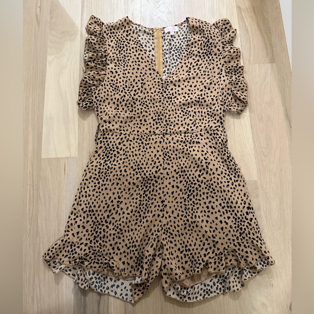 Pink lily leopard printed romper - Picture 11 of 14